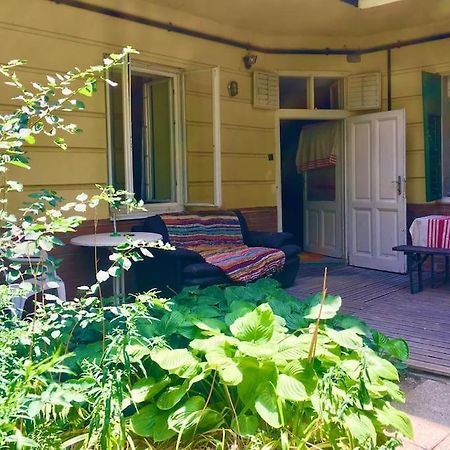 Vintage Studio Apartment, Garden And Free Parking Budapest Ngoại thất bức ảnh