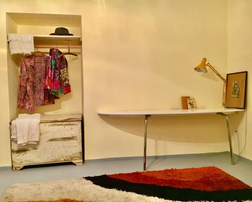 Vintage Studio Apartment, Garden And Free Parking Budapest Ngoại thất bức ảnh